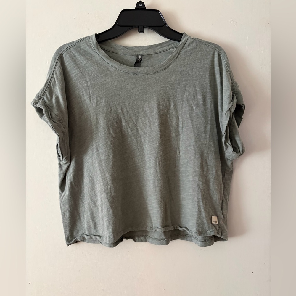Vuori Gray Women's Short Sleeve Tee